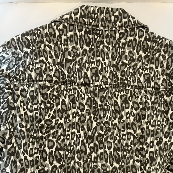 d. Jeans Animal Leopard Print Stretch Denim Trucker Jacket Pockets Size Small - Picture 5 of 16